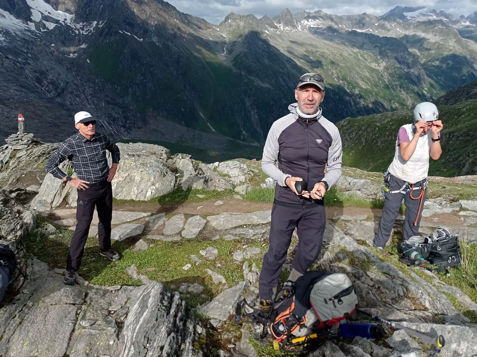 Pause im Aufstieg zum Gamsspitzljoch | © Hubert Stadler