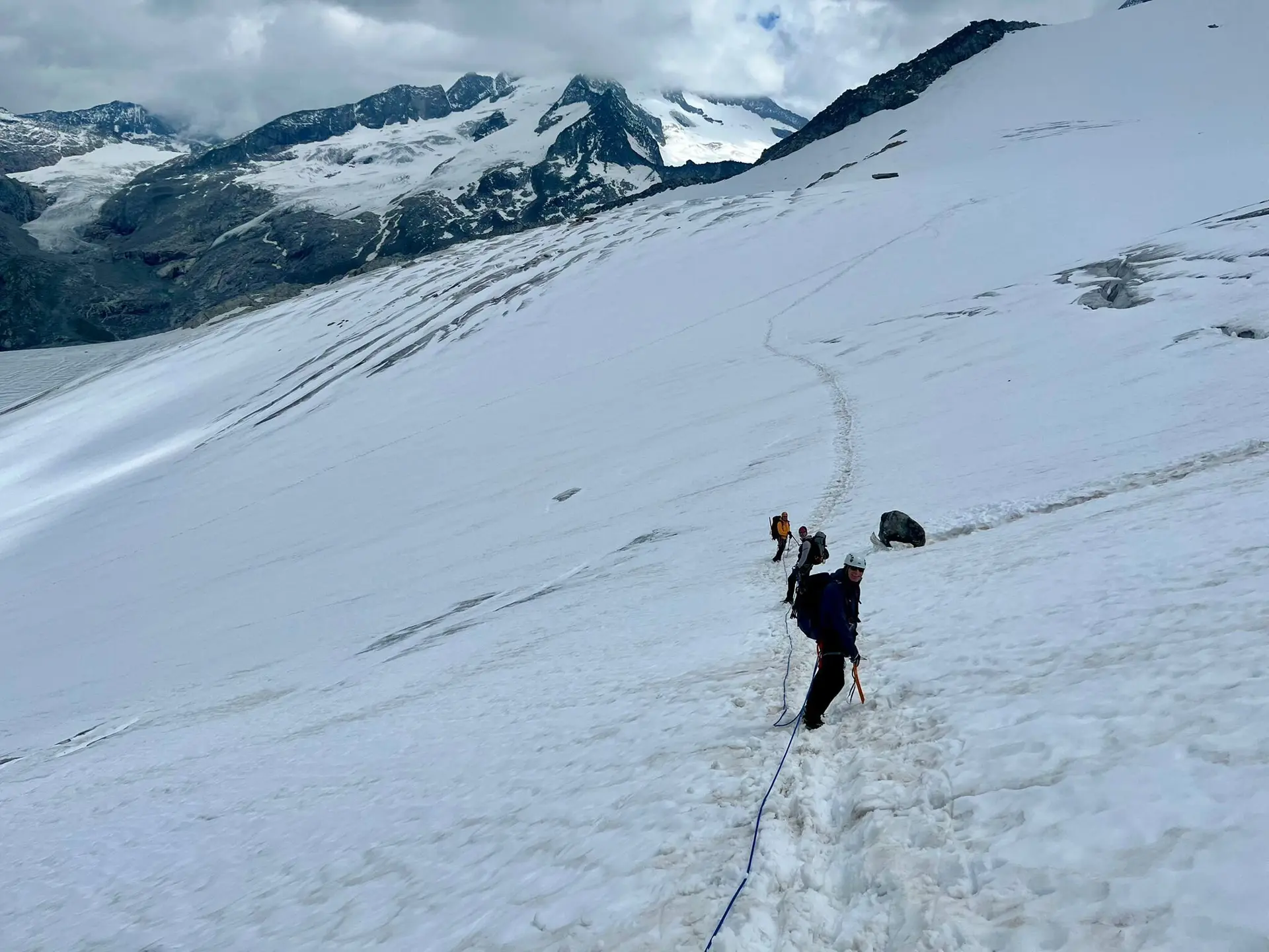 Krimmlertörlkees, Aufstieg zum Maurertörl, hinten Großvenediger | © Dr.Axel Wohlfahrt