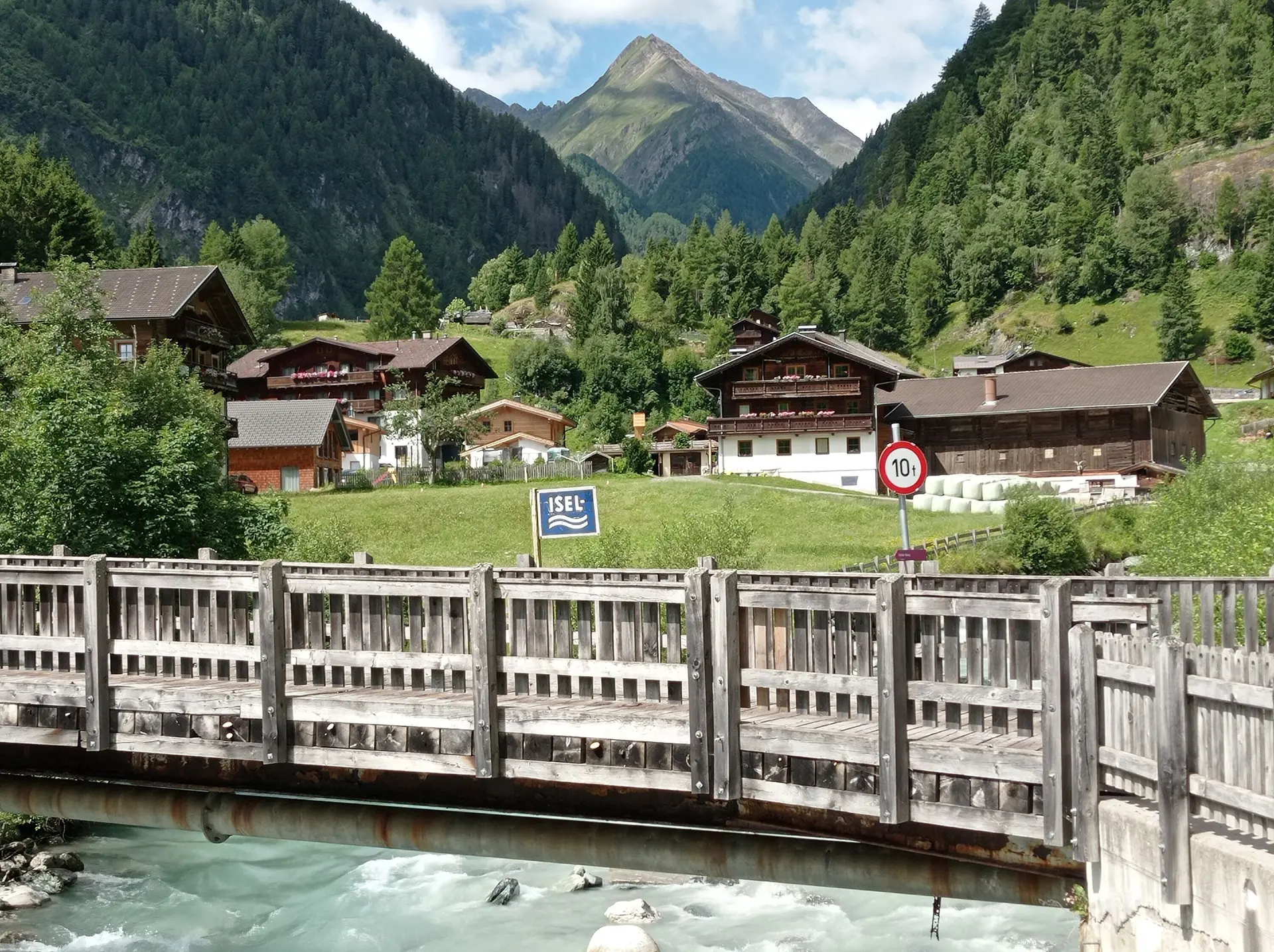 Hinterbichl, hinten Großschober (3054m) | © Hubert Stadler