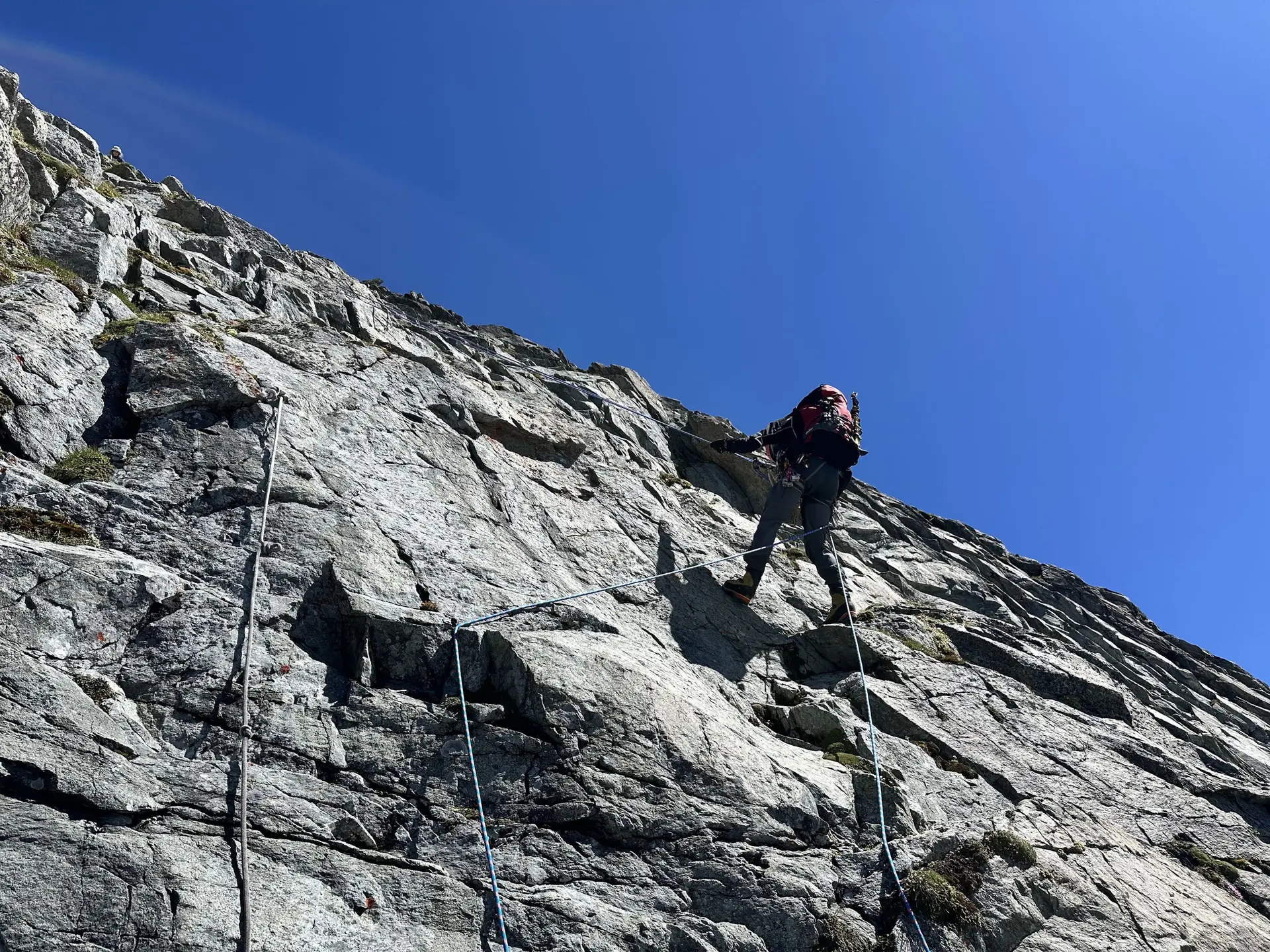 Abseilen an der südlichen Steilstufe des Chli Düssi | © Christine Ullrich