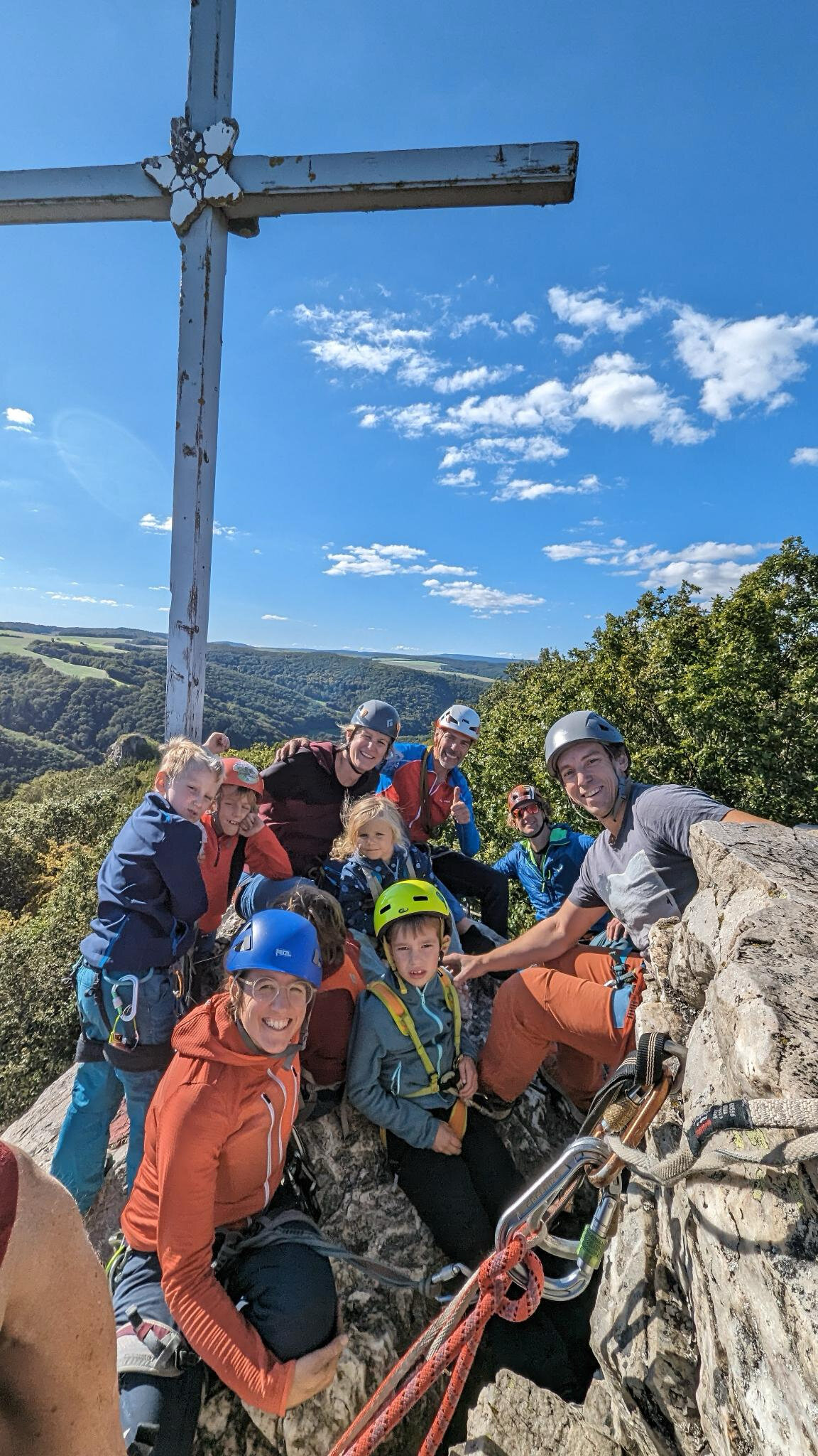 Familiengruppe am Fels | © Martin Schneiders Familiengruppe am Fels | © Martin Schneiders