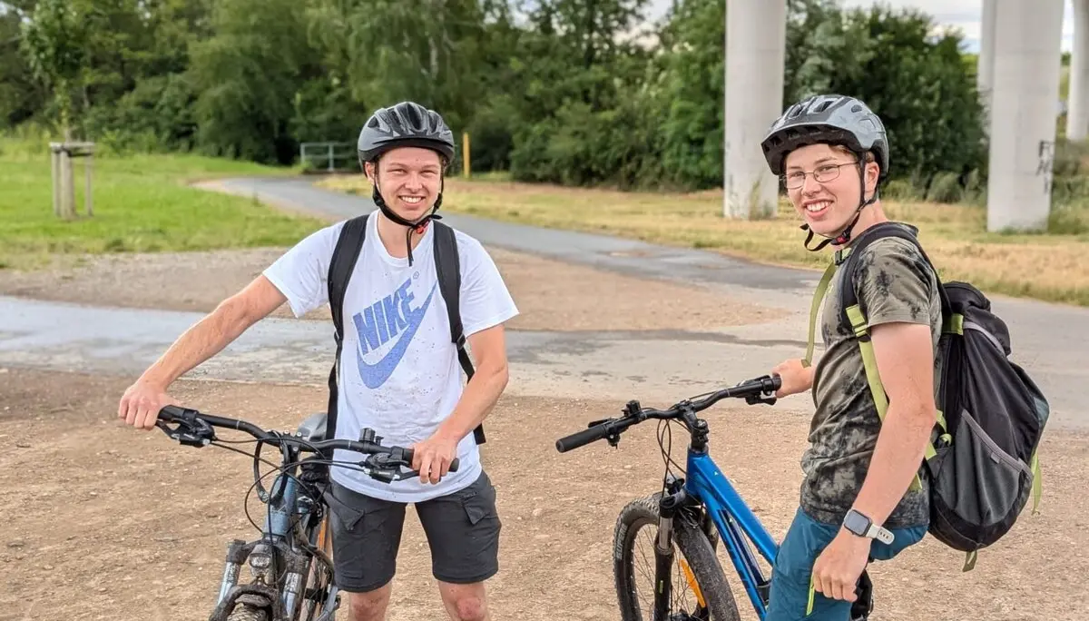 © Dustin Obentheuer