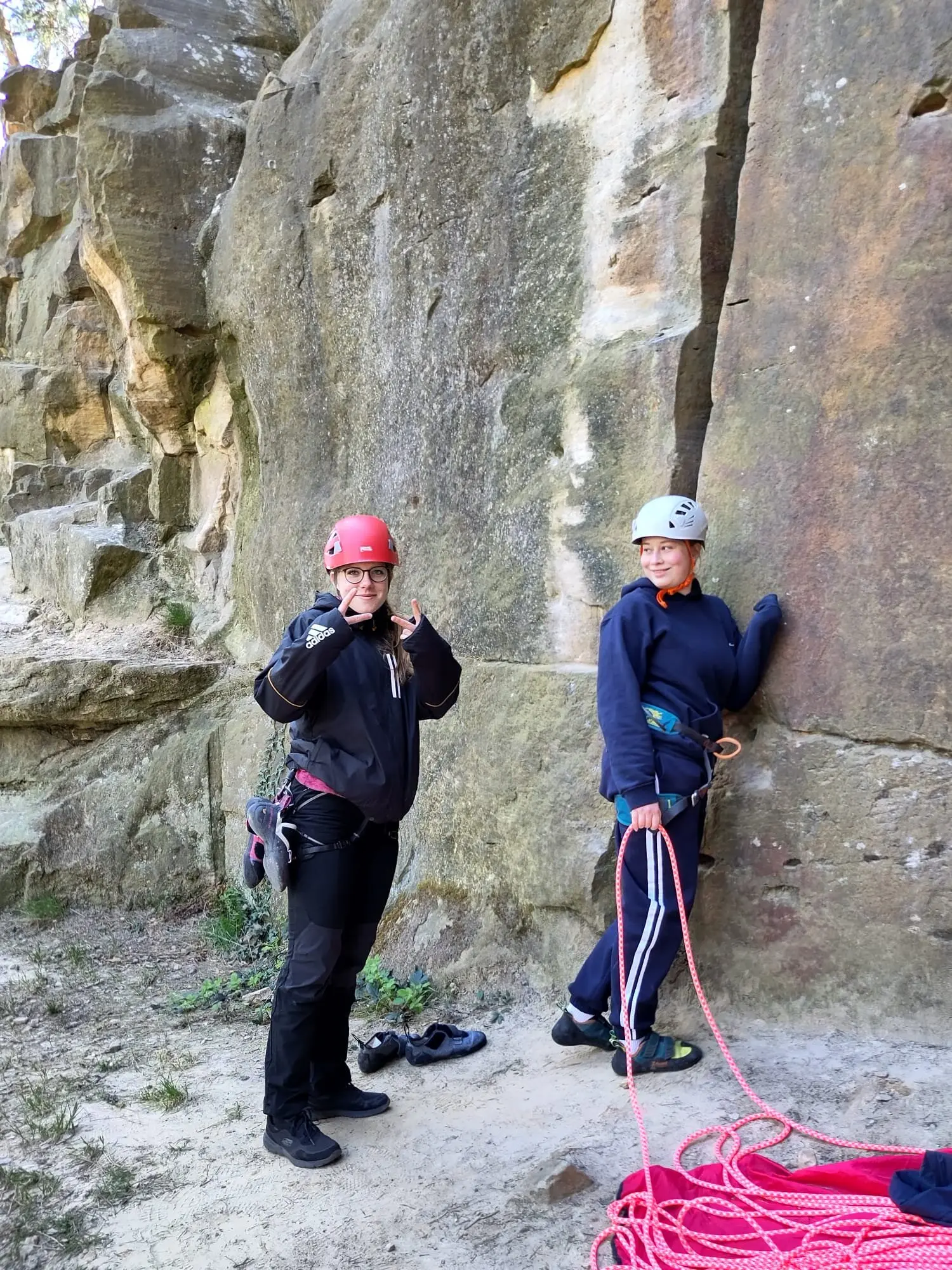 mädchen beim klettern | © leonie hoffmann