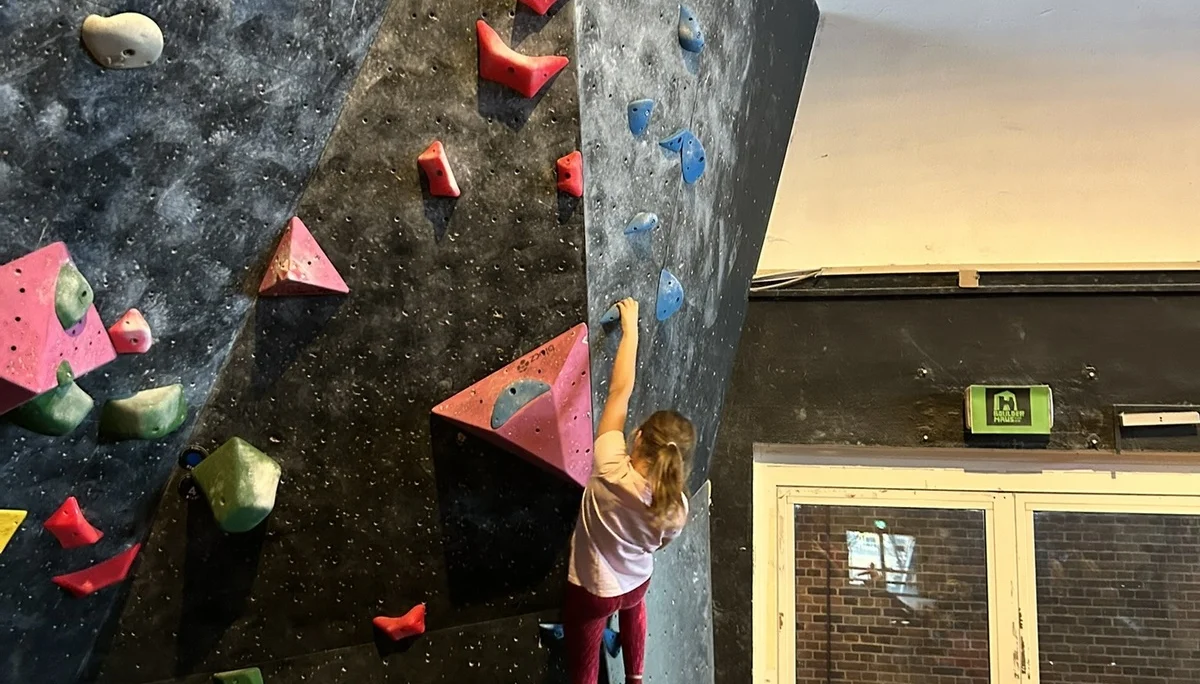 mädchen im boulder | © leonie hoffmann