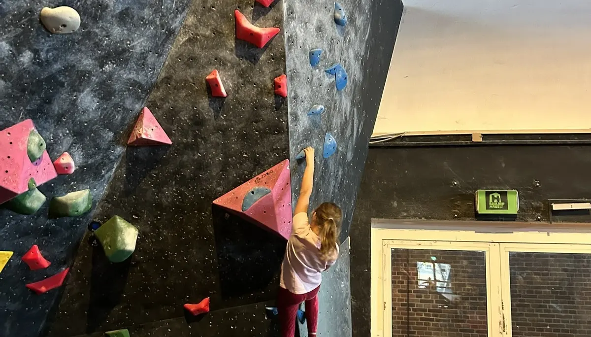 mädchen im boulder | © leonie hoffmann