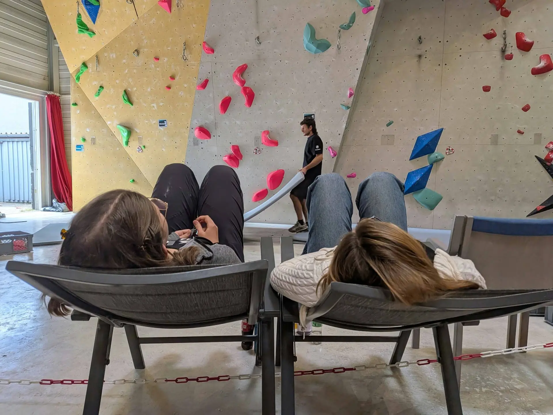 mädels beim routenschiri sein | © laura bowitz